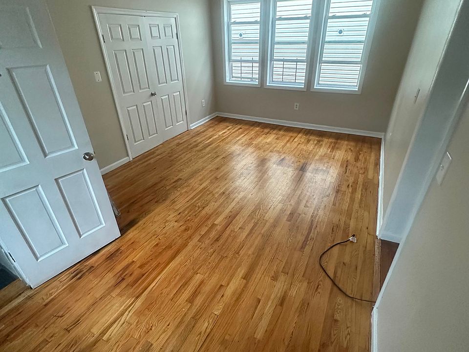 1st image of 72 Norwood St Floor 2