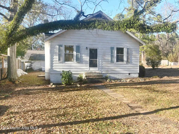 155 6th St W, Alexander City, AL 35010