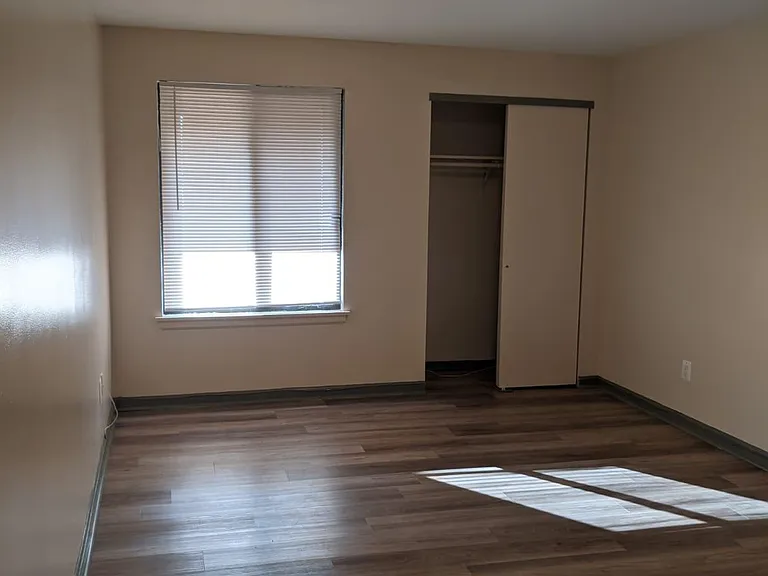 1433 Willard Ave — Photo 21