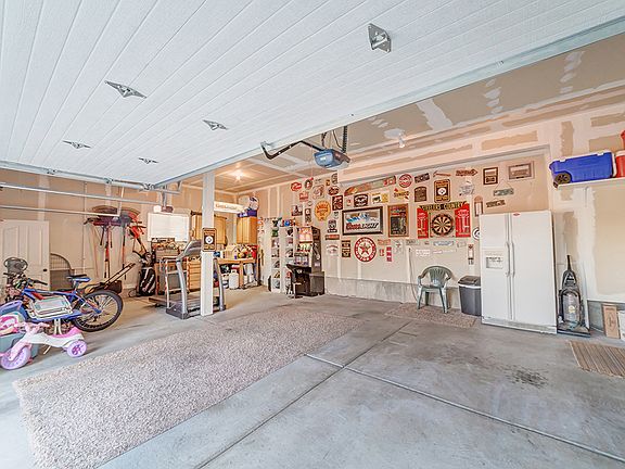 2nd image of 5443 W Moss Rose Ct