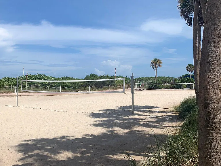 The neighborhood offers plenty of parks and leisure activities.