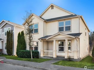 2529 NE 1st St, Renton, WA 98056