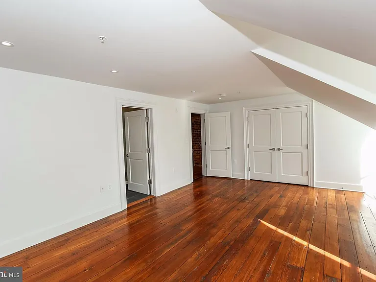 3009 M St NW #2 — Photo 20