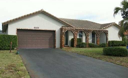 1st image of 8589 Ramblewood Dr