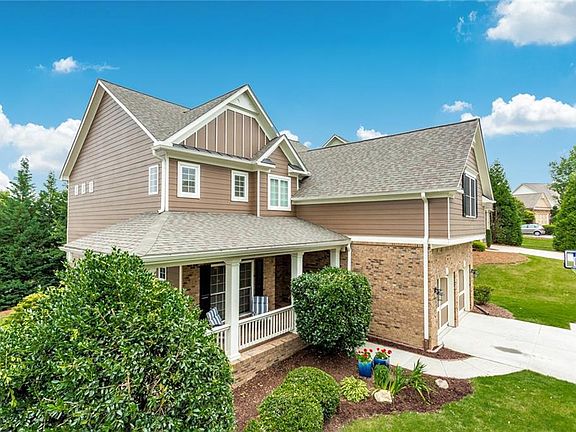 2nd image of 7890 Brass Lantern Dr