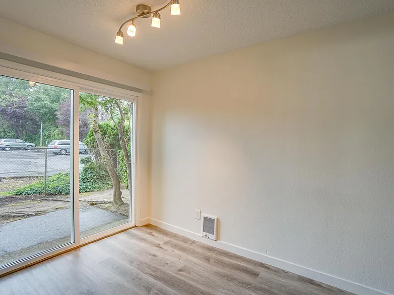5128-5218 SW Franklin Ave — Photo 50