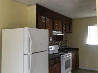 203 9th Ave #8, Lumberton, MS 39455
