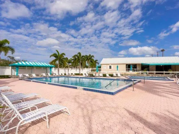 18480 SE Wood Haven Lane #J, Jupiter, FL 33469