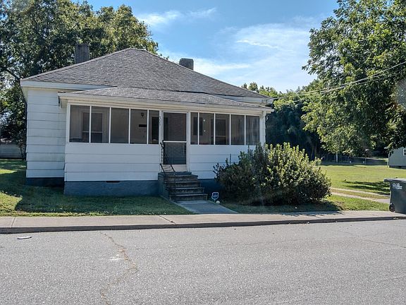 2nd image of 303 Oshields St