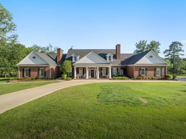 8810 Willow Glen Ln, Texarkana, TX 75503