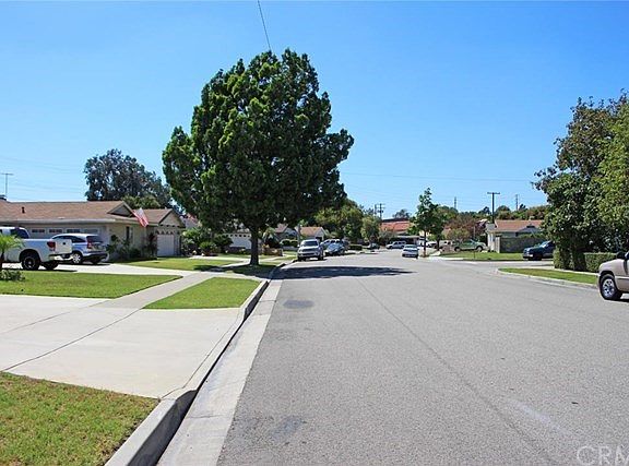 5th image of 6159 Flamingo Dr