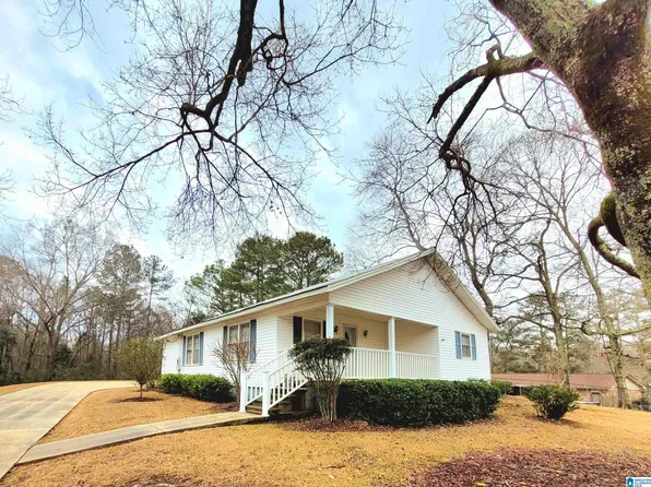 50 Grogan Rd, Talladega, AL 35160