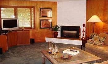 3rd image of 2121 Spring Creek Dr