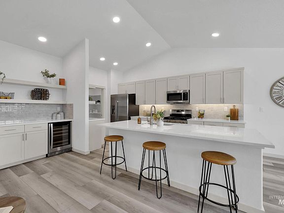 4th image of 4223 S Pumpkin Way Block 12 Lot 10