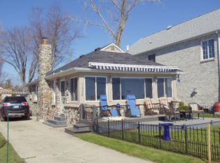 7326 Lakeview Dr, Lexington, MI 48450