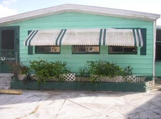 8750 SW 23rd Pl, Davie, FL 33324