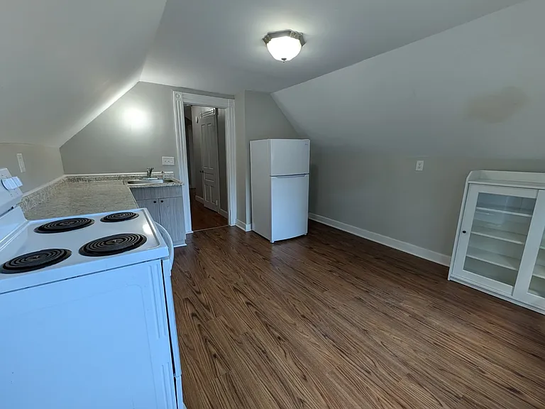 172 Fountain St #33 — Photo 6