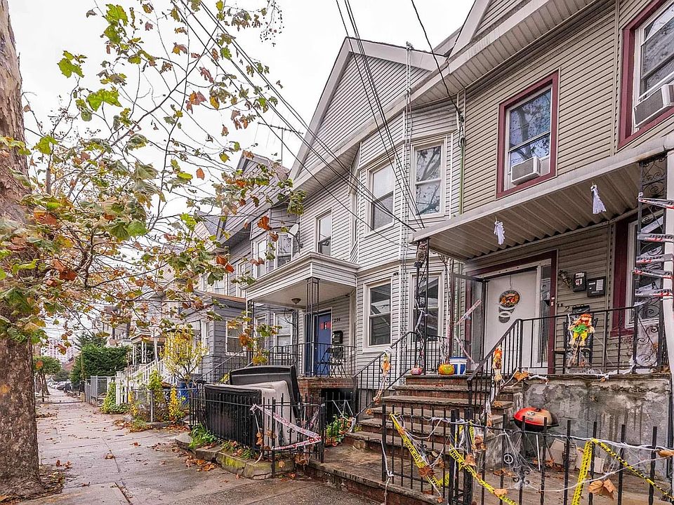 1st image of 294 Ege Ave #G