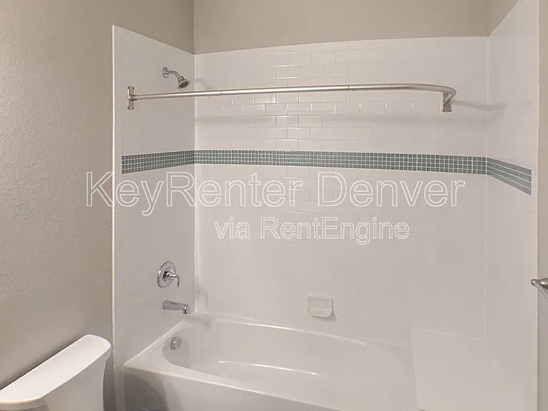 1539 W 43rd Ave — Photo 13