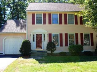 3 Stonegate Rd, Chelmsford, MA 01824