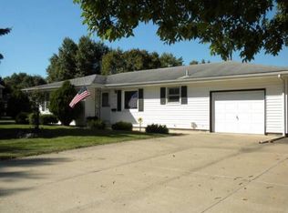 122 W Van Weiss Blvd, West Burlington, IA