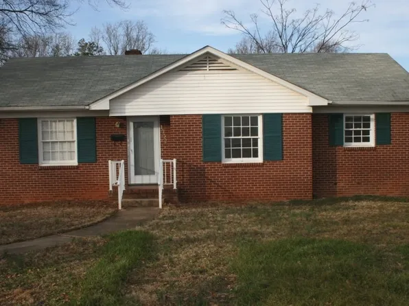 1009 W 25th St, Winston Salem, NC 27106
