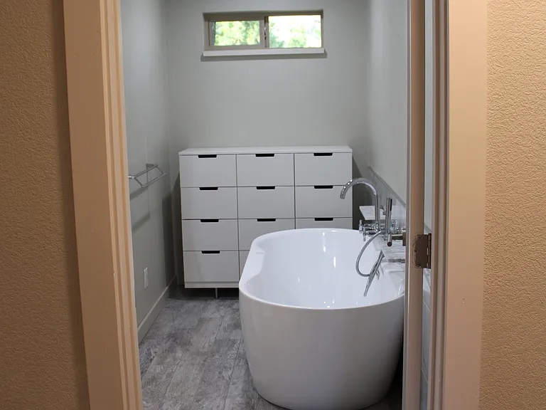 2620 Wentworth Rd — Photo 8