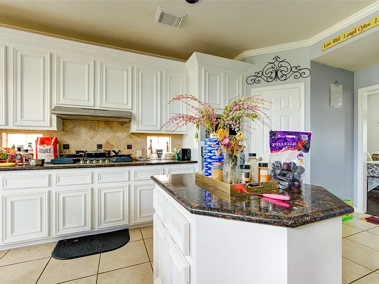 5911 Canyon Brook Ct — Photo 40