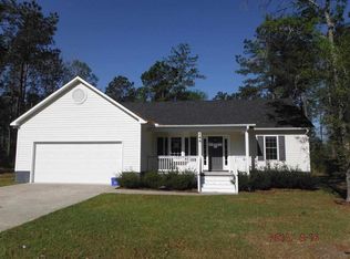 147 Live Oak Dr, Jacksonville, NC 28540