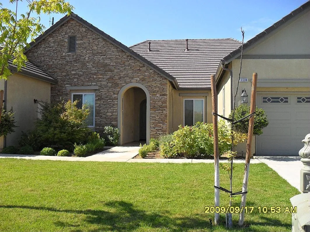 10599 E Biscayne Ct photo 1