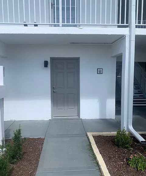 Front Door - 1st Level