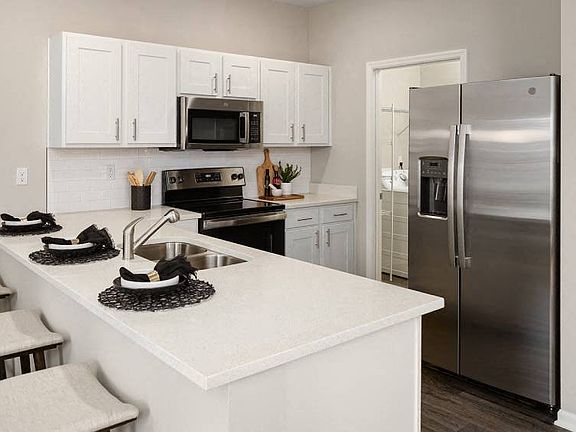 4th image of 3000 Dalton Smith Ct #5497332