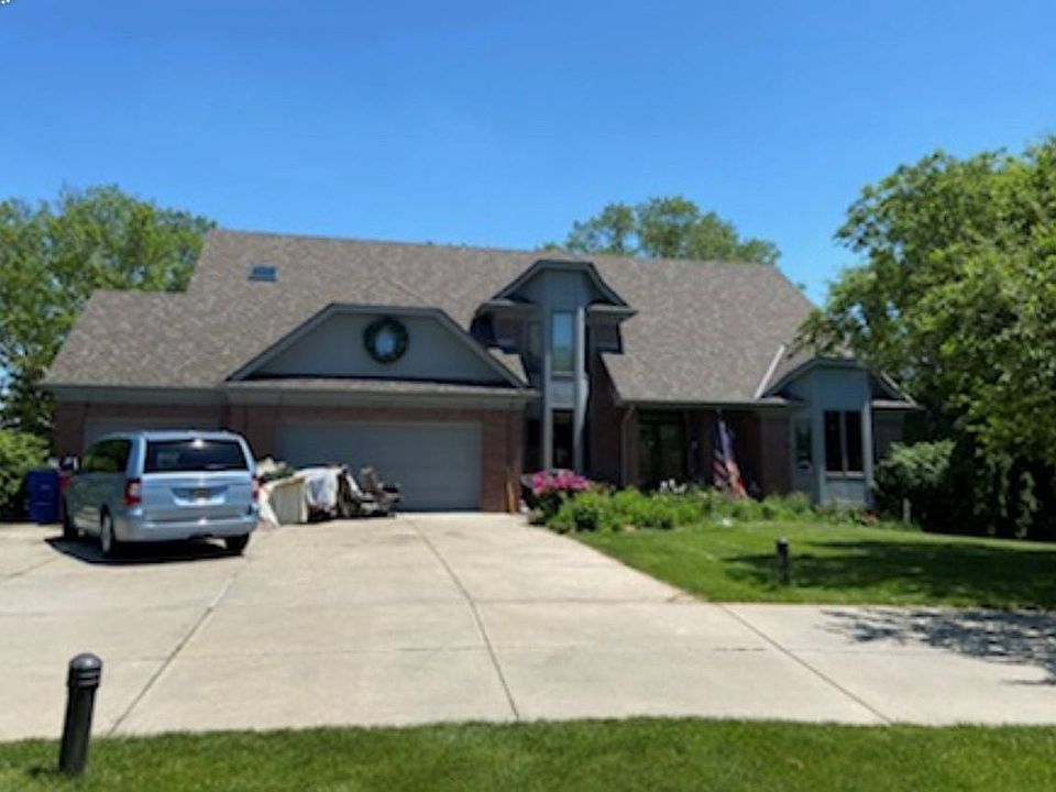 1st image of 9665 Cinnamon Dr
