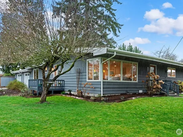 4902 NE 7th Place, Renton, WA 98059