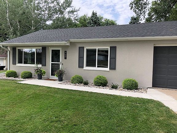 3rd image of 4651 Ravine Park Dr