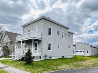 98 Rosedale St, Lewiston, ME 04240