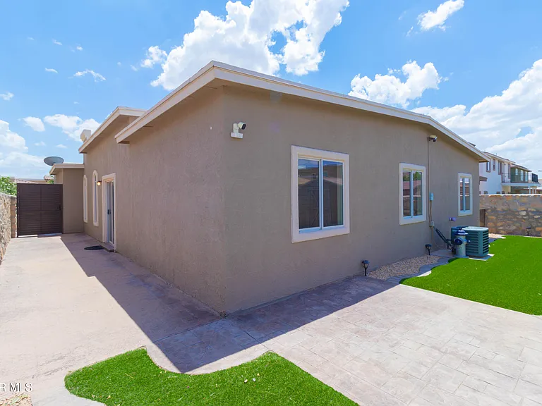 12865 Little Misty Ln — Photo 43