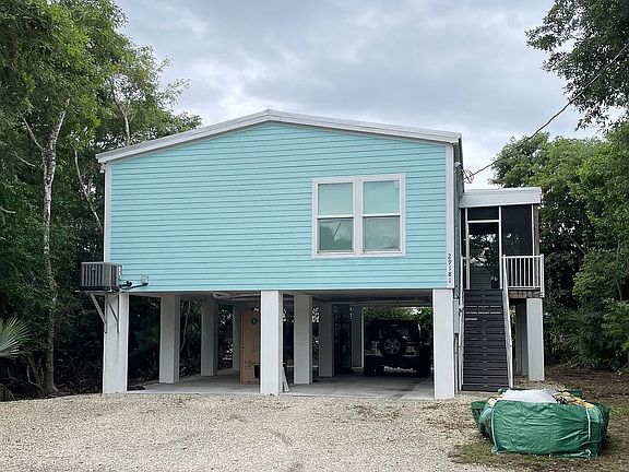 2nd image of 29181 Poinsetta Ln