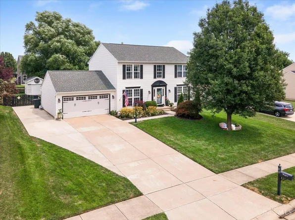 42 Ridge Wood Dr, Monroe, OH 45050