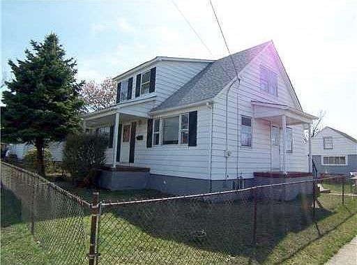 2nd image of 35 McKinley Ave