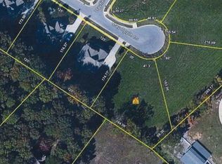 109 May Apple Ln, Johnson City, TN 37615