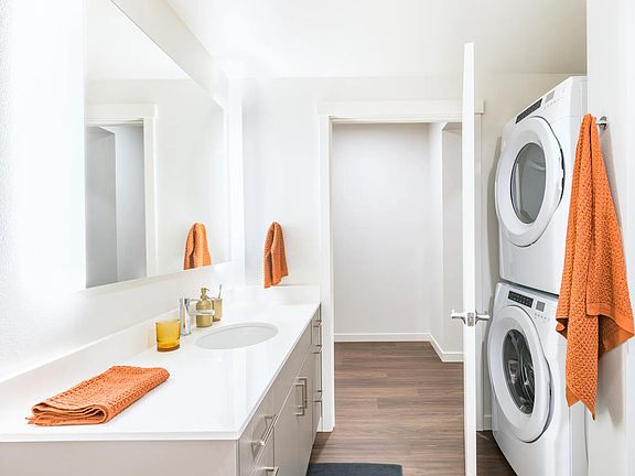 Simplify your routine at Modera Northgate with an in-home, full-size washer and dryer, offering ultimate convenience and comfort in your new home.