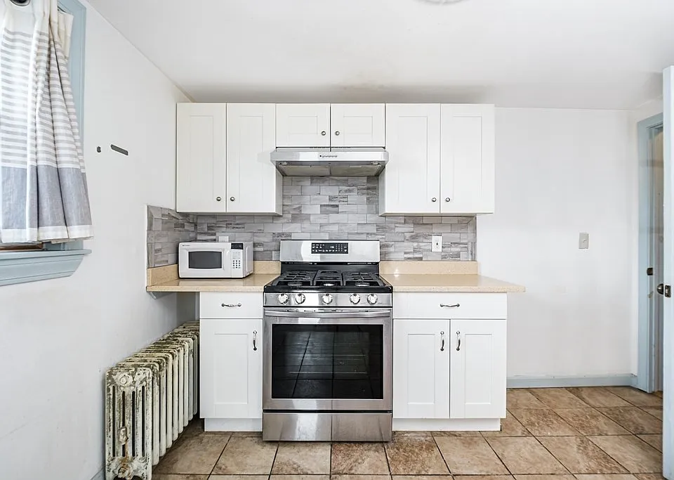 9 Dexter St #7