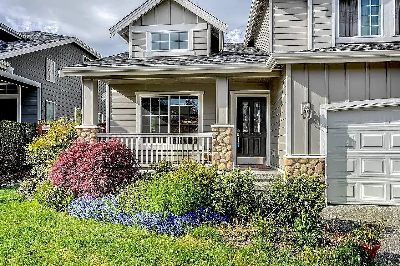 4 bed, 2.5 bath, 2028 sqft, $3,750 — Photo 4