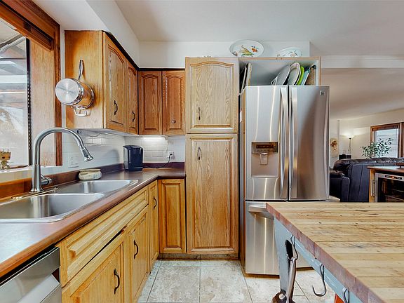 4th image of 6940 Mountainview Dr