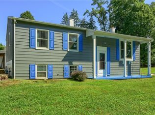 705 E Hillcrest Ave, New Castle, PA 16105