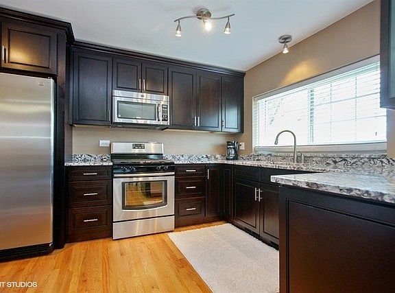 4th image of 4543 Opal Dr