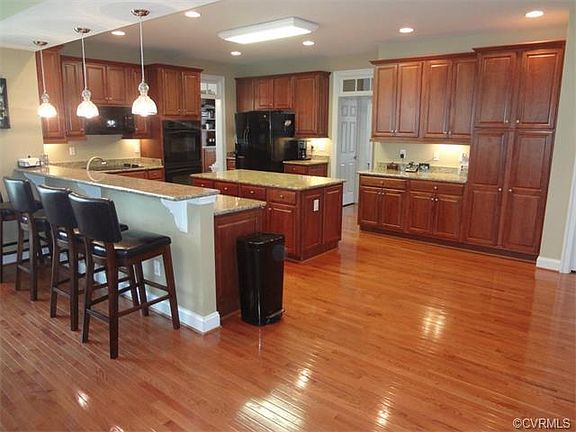 2nd image of 10711 Smith Point Way
