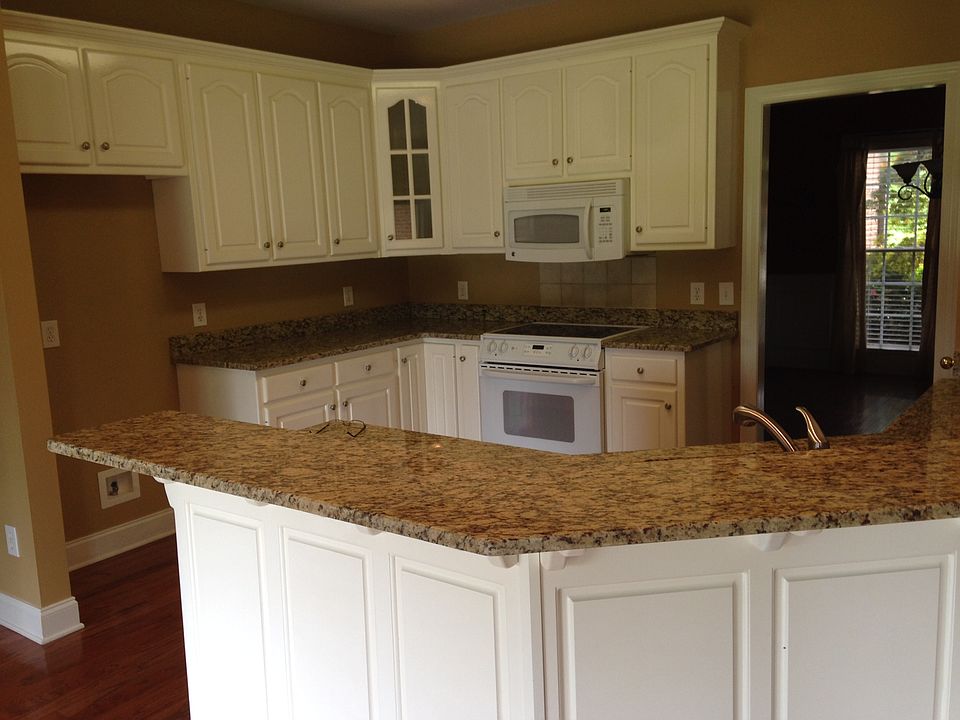 1st image of 219 Majestic Ct