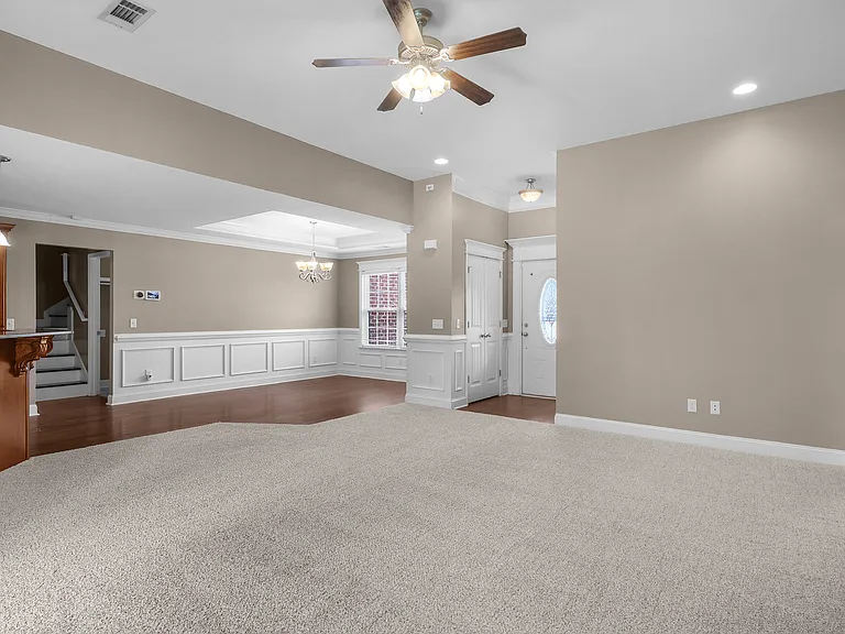 259 Virginia Ln NE — Photo 12